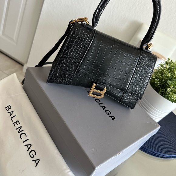 Mini Balenciaga black. Completamente nueva. Sin detalles, con su caja y funda. - Picture 3 of 4